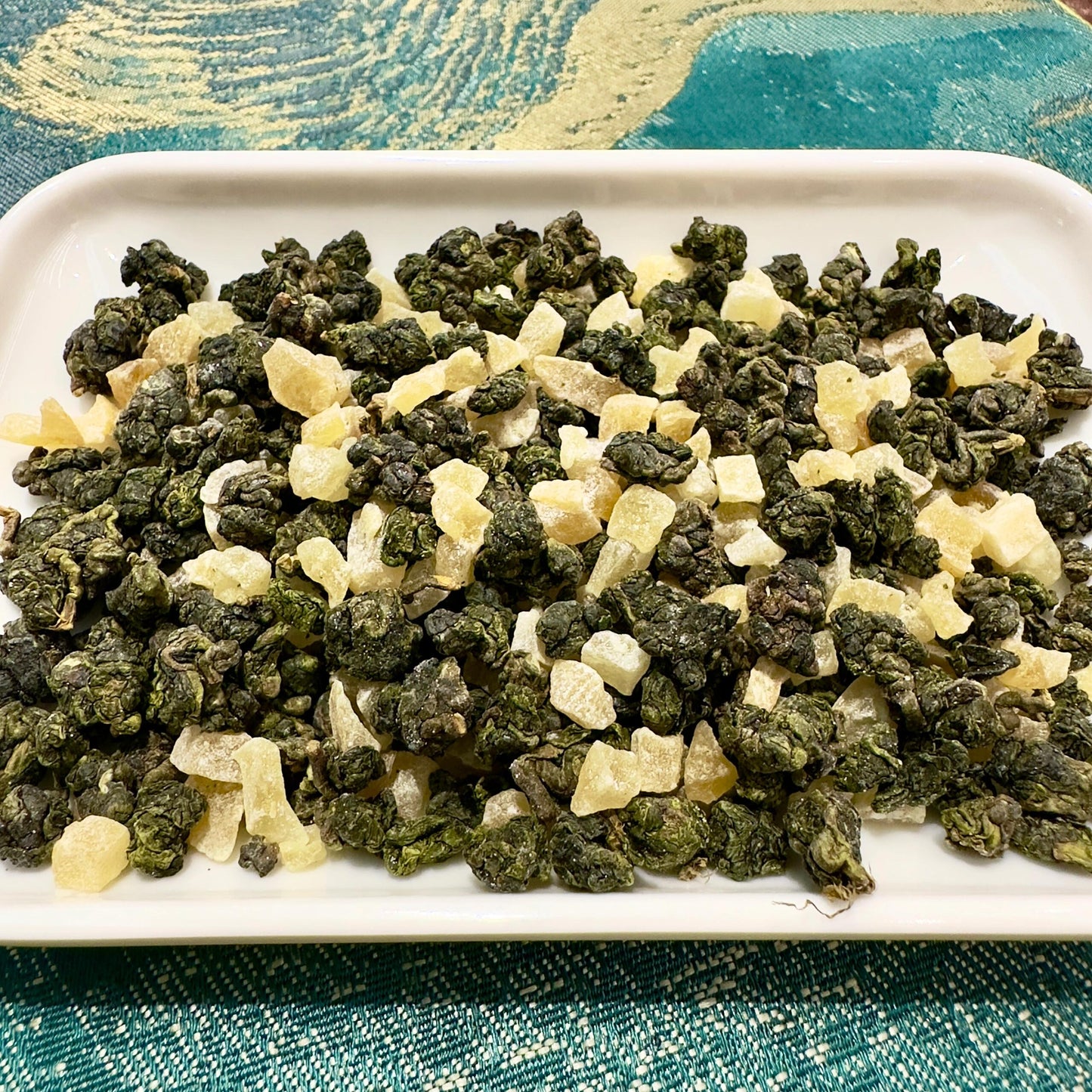 Oolong white peach tea