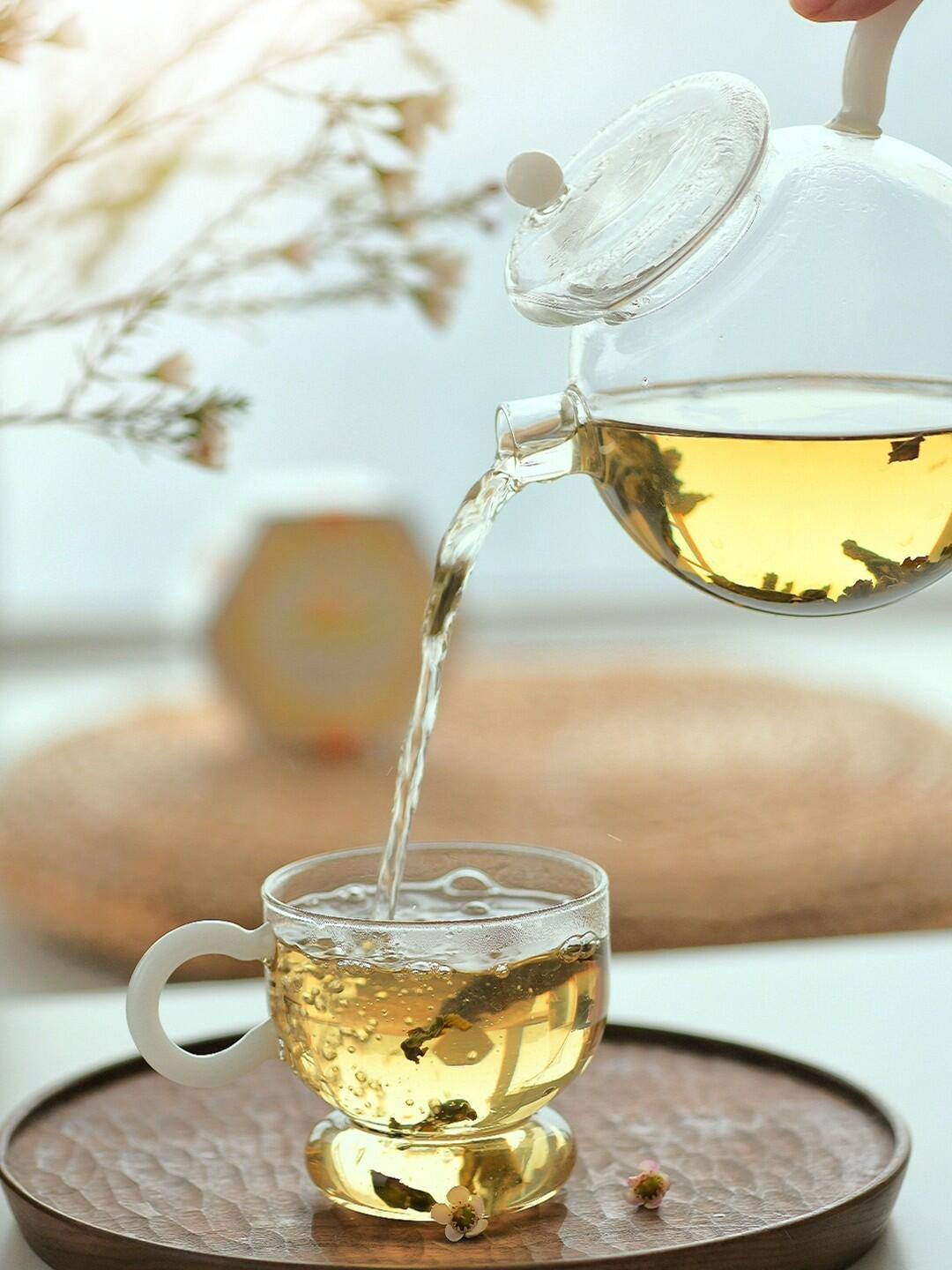 Oolong white peach tea