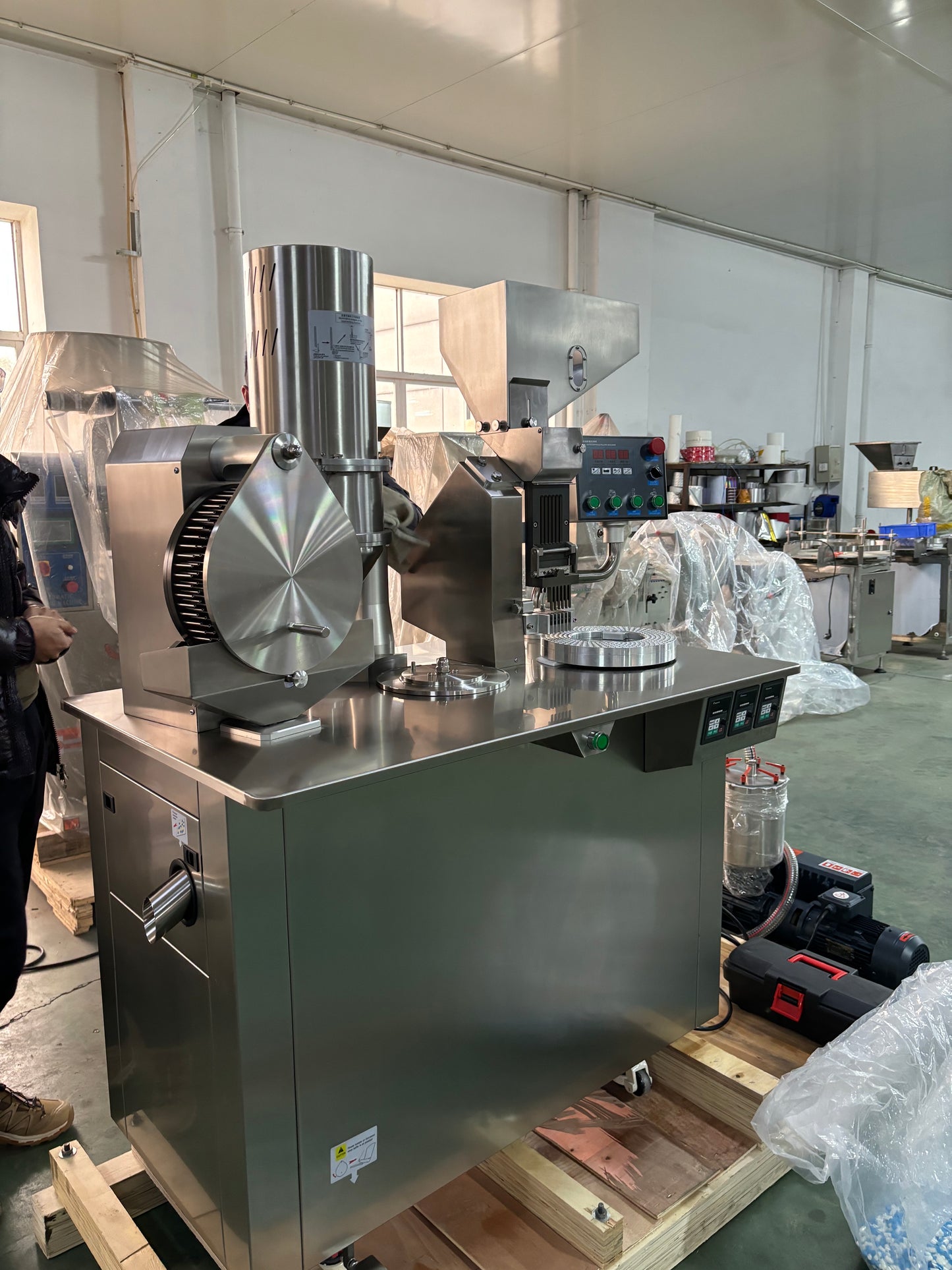 Semi -automatic #0 capsule filling machine