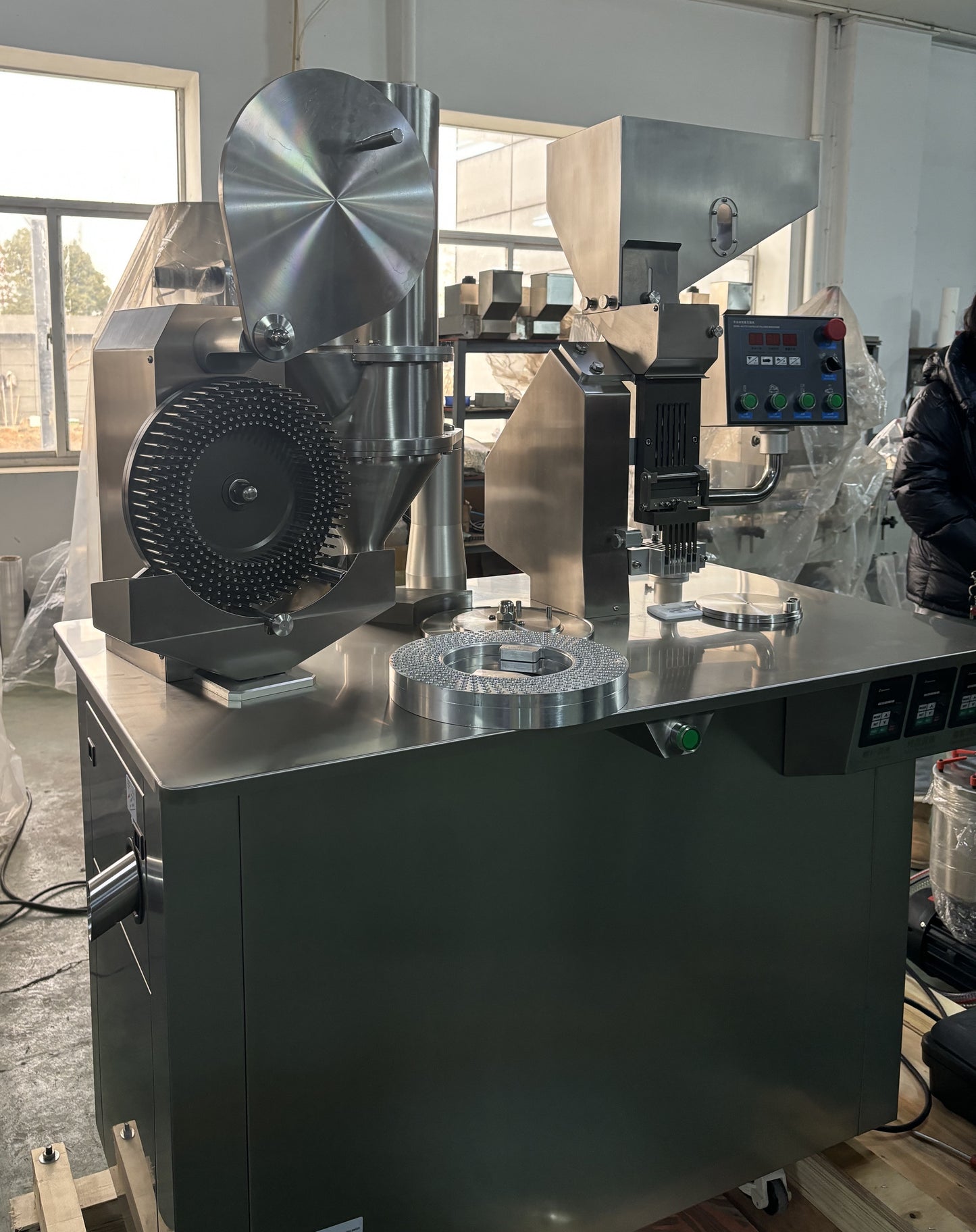 Semi -automatic #0 capsule filling machine