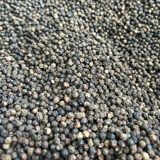 Dried Whole Black pepper seeds Peppercorns
